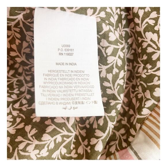 Boden Embroidered Striped Quilted Jacket Crop Length Beaded Pink White Sz XS - Picture 12 of 13